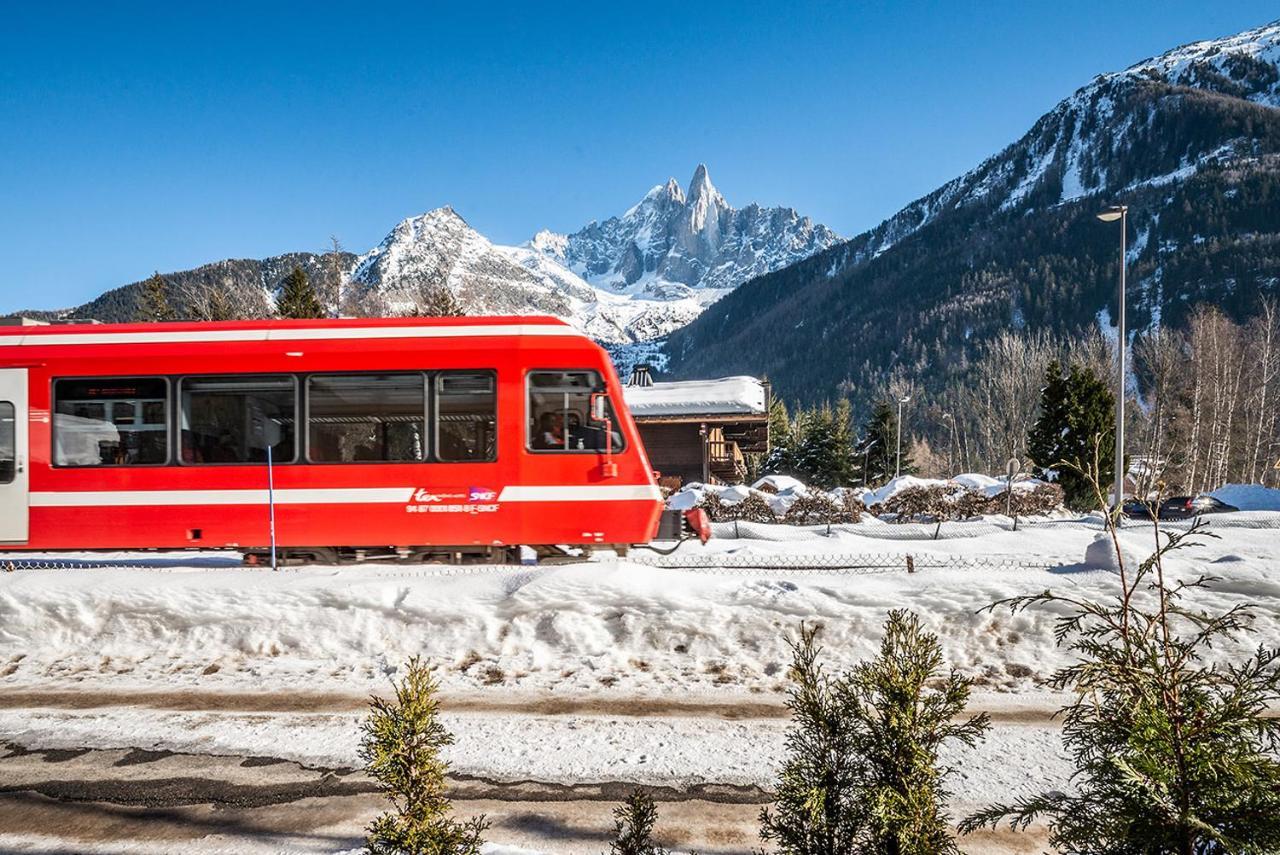 Eden Hotel, Apartments And Chalet Chamonix Les Praz Luaran gambar